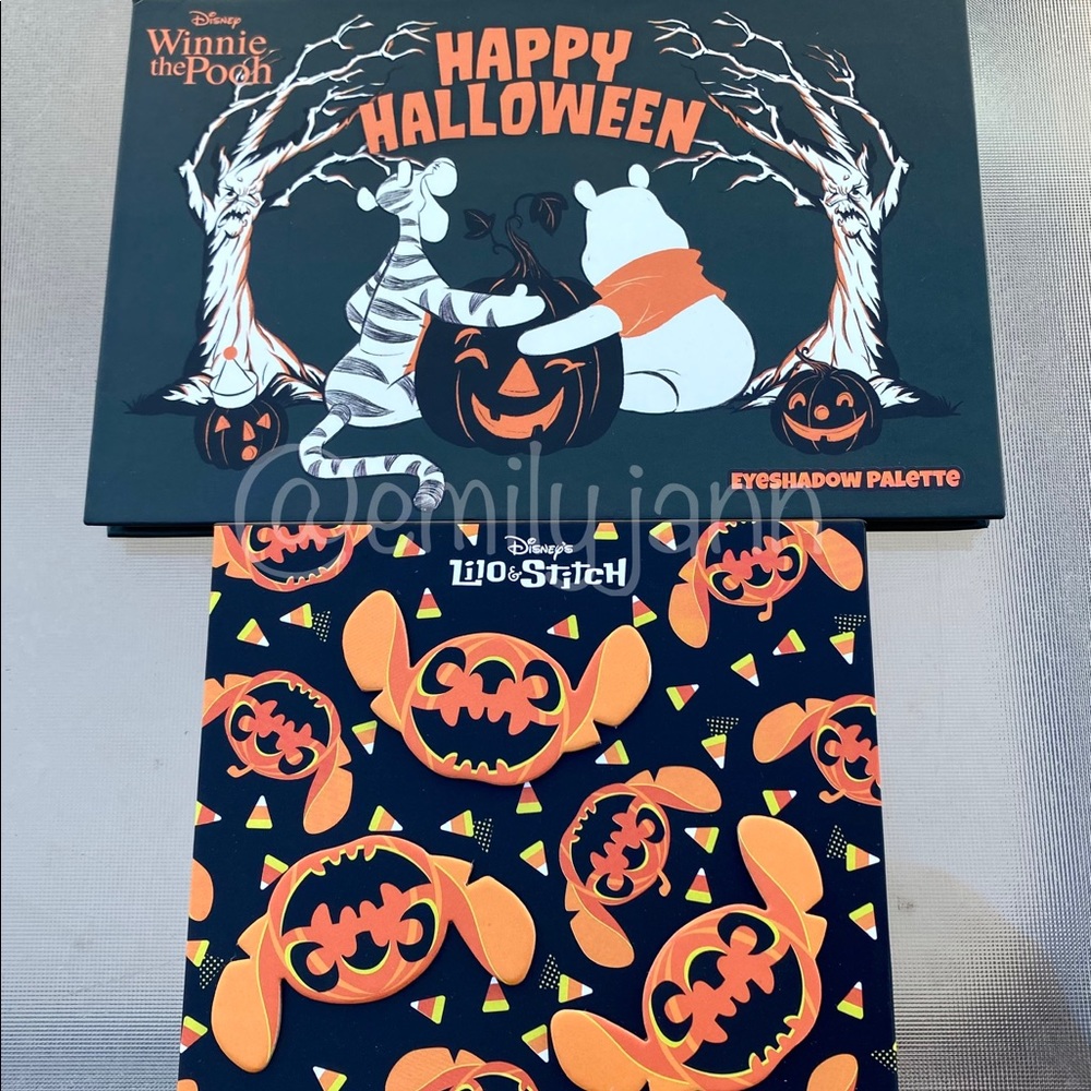 Disney 🎃Eyeshadow Palettes - Picture 2 of 12